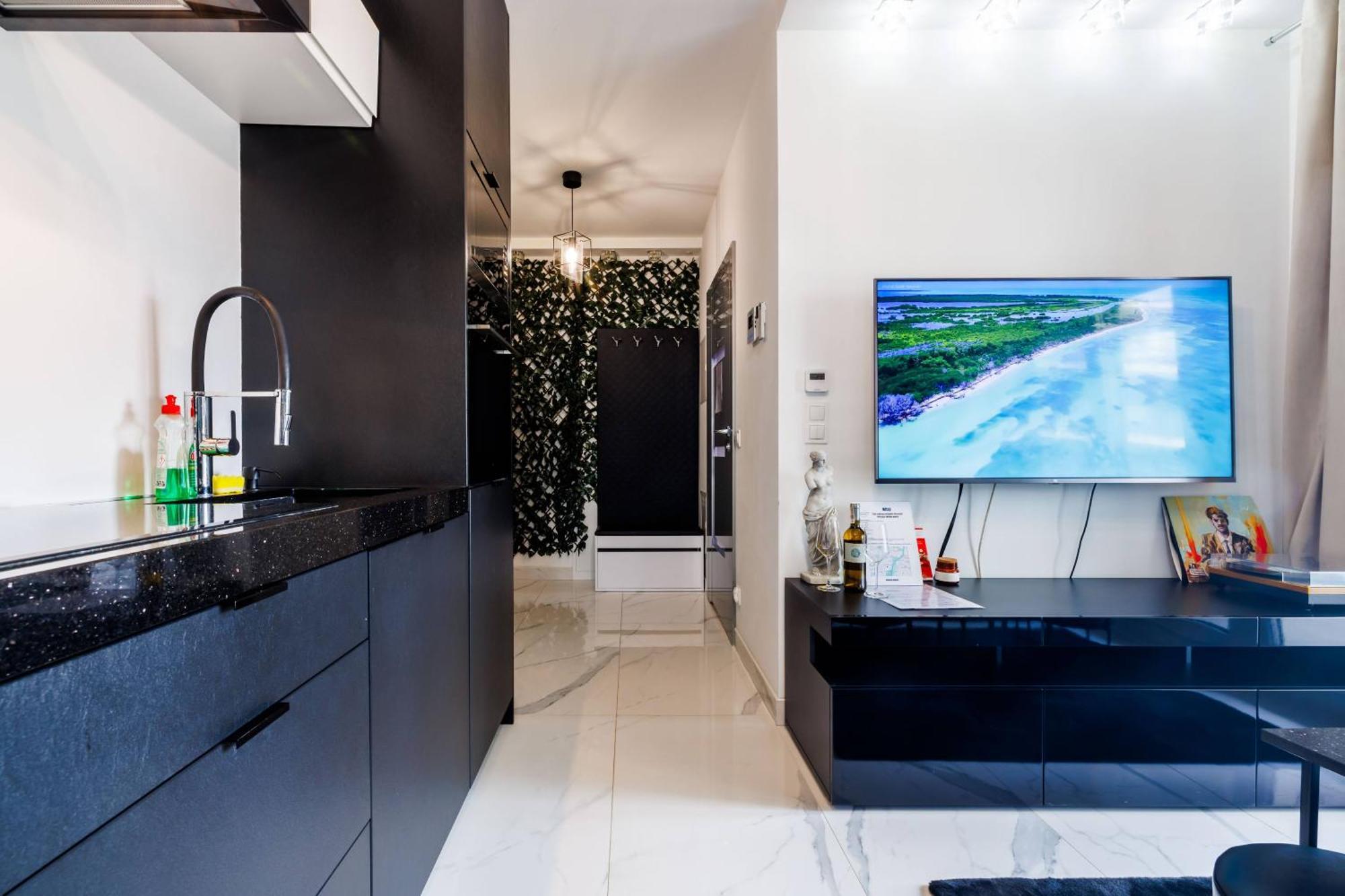 Luxury Apartment With Spa Bath- City Centre, Free Parking Rzeszów Eksteriør billede